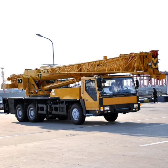 gru telescopica mobile del camion del camion Qy50kd Stc500 Ztc500 della gru dell'asta 50ton in Uzbekistan